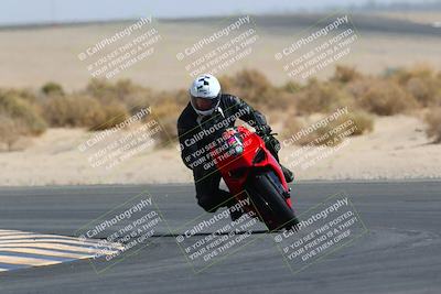 media/Mar-28-2022-Superbike Trackdays (Mon) [[b8603d0f67]]/Open Track Time/Turn 16/